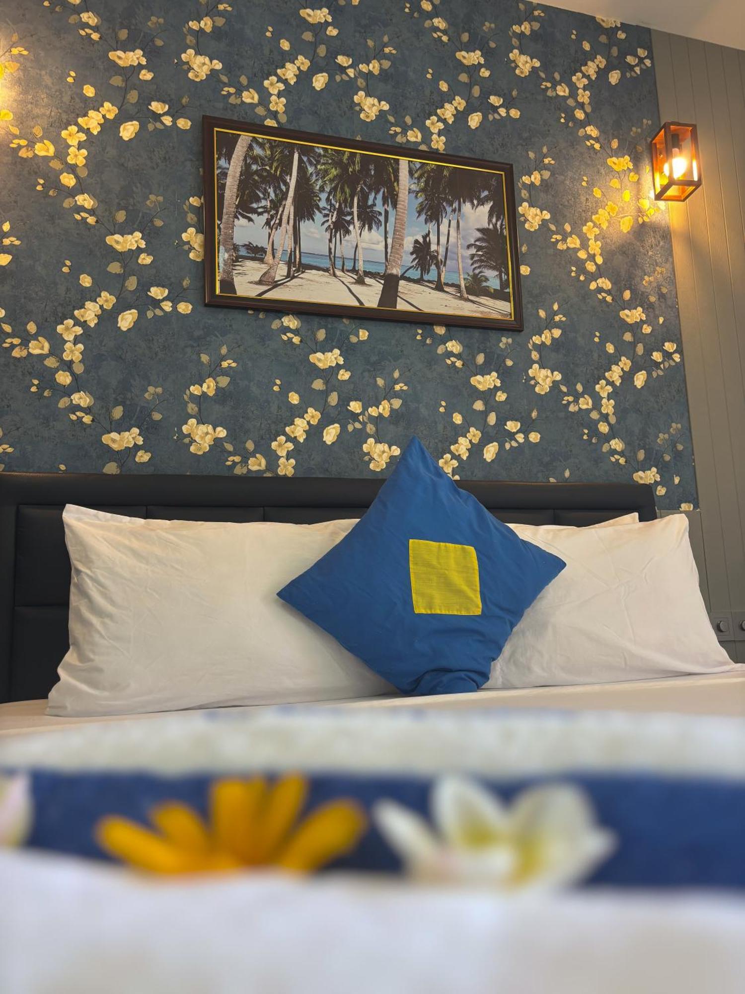 Mathiveri Thundi Inn ภายนอก รูปภาพ